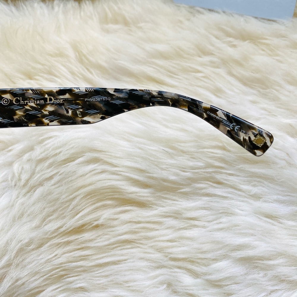 New authentic Dior Sunglasses - Picture 4 of 9